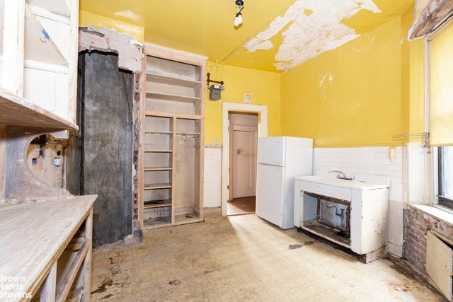 340 W 86th St Apt 5A, New York City, NY 10024