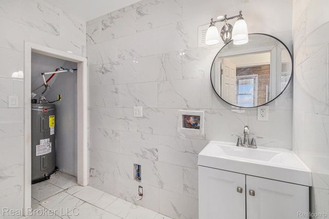 2285-2291 Alice Street, Hamtramck, MI 48212