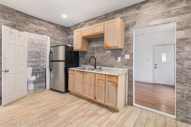 2285-2291 Alice Street, Hamtramck, MI 48212