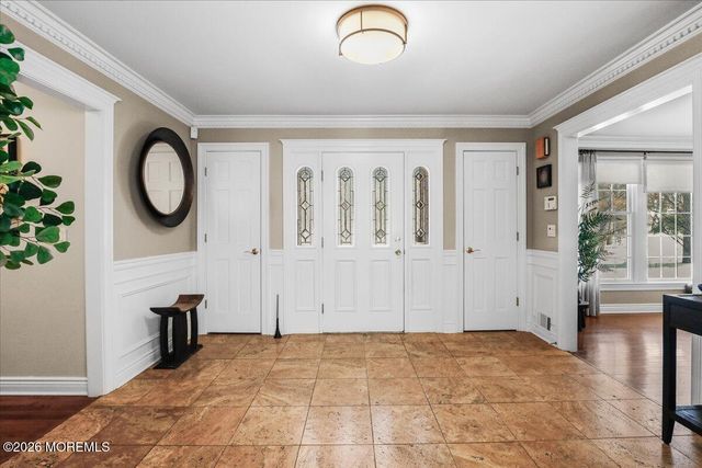 6 Twin Brooks Court, Holmdel, NJ 07733