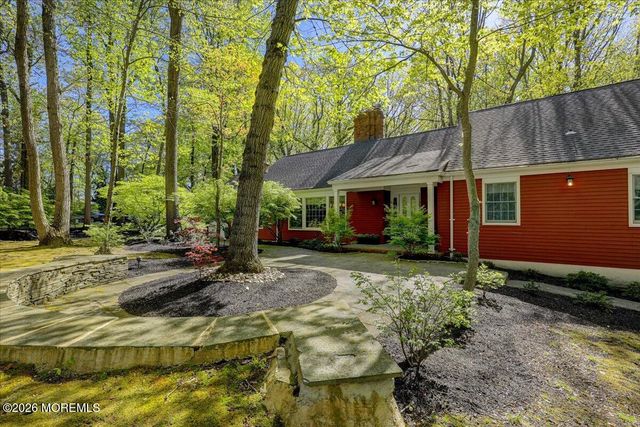 6 Twin Brooks Court, Holmdel, NJ 07733