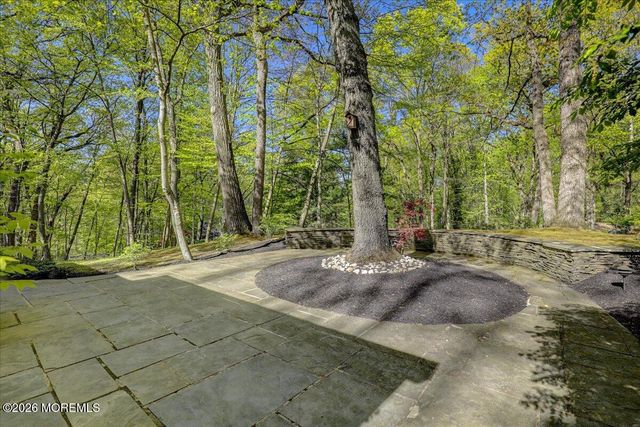 6 Twin Brooks Court, Holmdel, NJ 07733