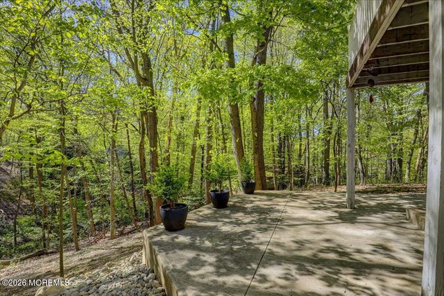 6 Twin Brooks Court, Holmdel, NJ 07733