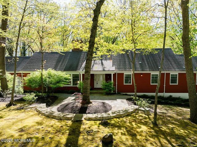 6 Twin Brooks Court, Holmdel, NJ 07733