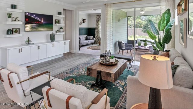 320 SUPERIOR Boulevard, St. Johns, FL 32092