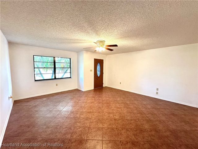 1616 Oak Avenue, Lake Placid, FL 33852