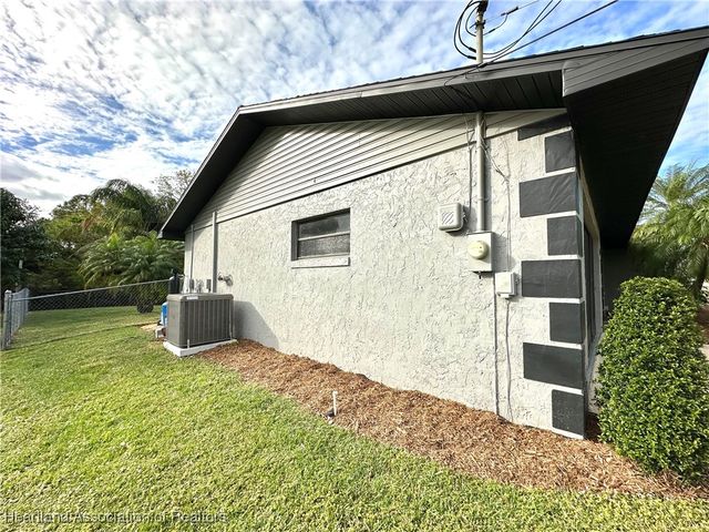 1616 Oak Avenue, Lake Placid, FL 33852