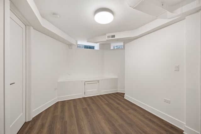 2107 N Clark Street, Chicago, IL 60614