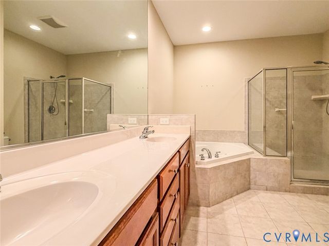 9438 Amberleigh Cir, Chesterfield, VA 23236