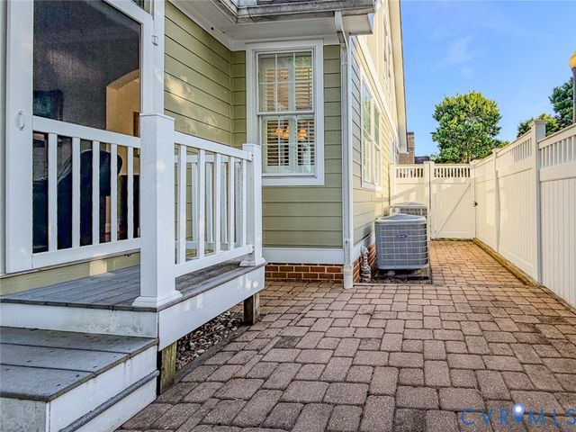 9438 Amberleigh Cir, Chesterfield, VA 23236