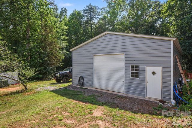 220 Roger Drive, Salisbury, NC 28147