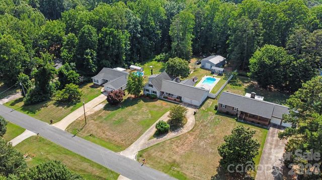 220 Roger Drive, Salisbury, NC 28147