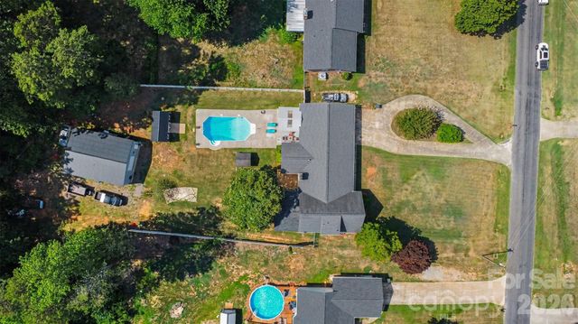 220 Roger Drive, Salisbury, NC 28147