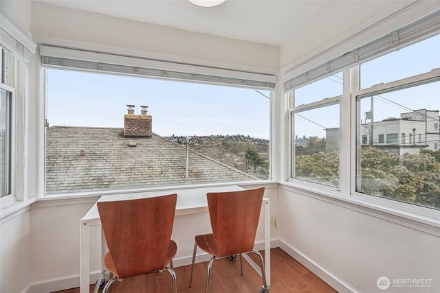 2418 W Boston, Seattle, WA 98199