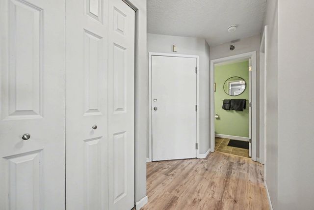 6165 Chasewood Parkway 1, Hopkins, MN 55343