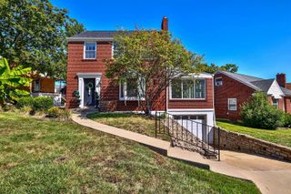 832 Aberdeen Road, Park Hills, KY 41011