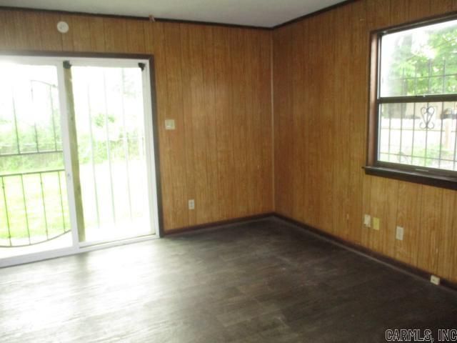 2111 Whyte Dr, North Little Rock, AR 72117