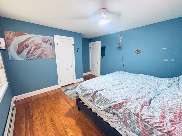 86 Mechanic St, Foxboro, MA 02035