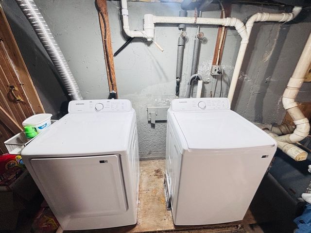 86 Mechanic St, Foxboro, MA 02035