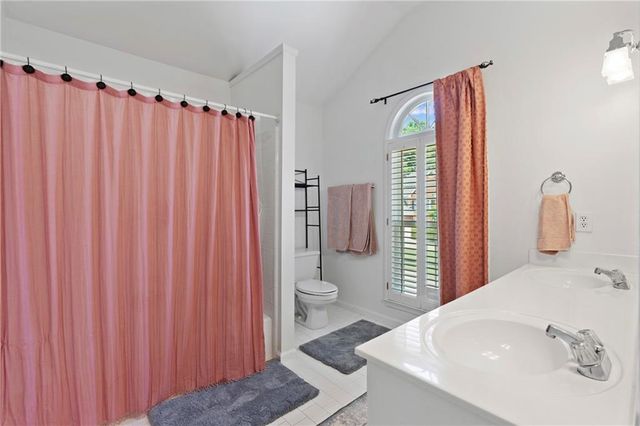 202 Plum Orchard Way, Woodstock, GA 30189