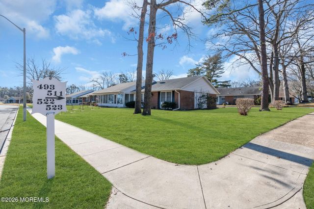 493 Portsmouth Drive D, Lakewood, NJ 08701