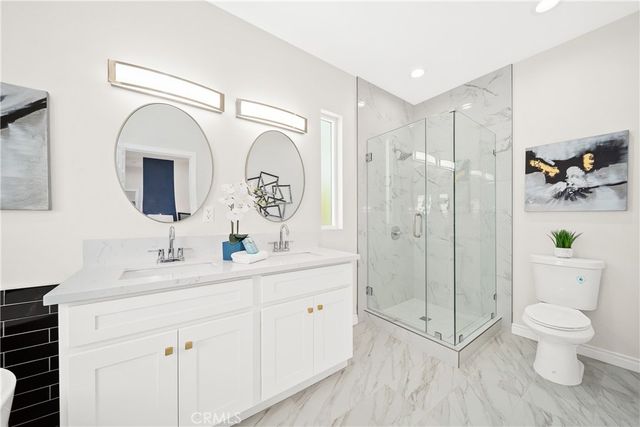 1372 Carmona Avenue, Los Angeles, CA 90019