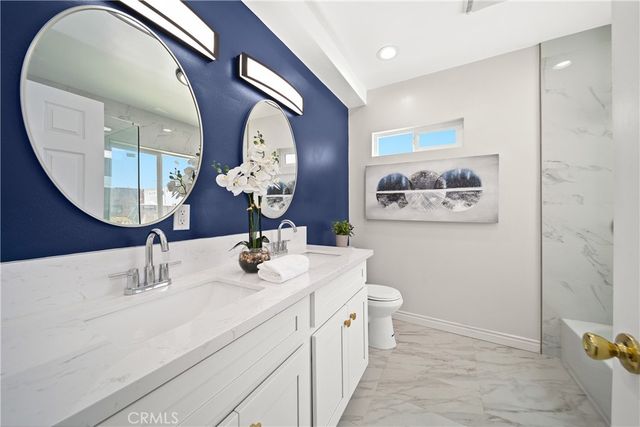 1372 Carmona Avenue, Los Angeles, CA 90019