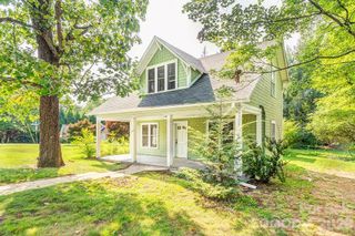 648 Lakeshore Drive, Asheville, NC 28804