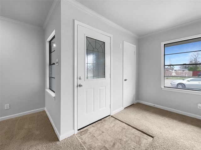 906 Central Avenue, Pasadena, TX 77502