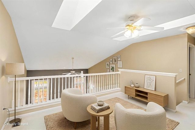 306 Pineknoll Court, Brighton, MI 48116