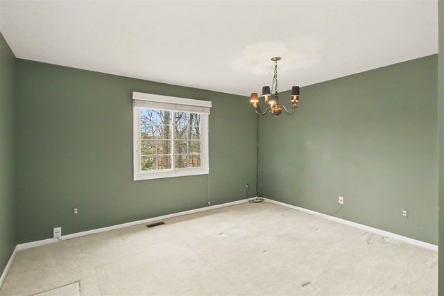 306 Pineknoll Court, Brighton, MI 48116