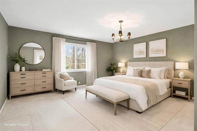 306 Pineknoll Court, Brighton, MI 48116