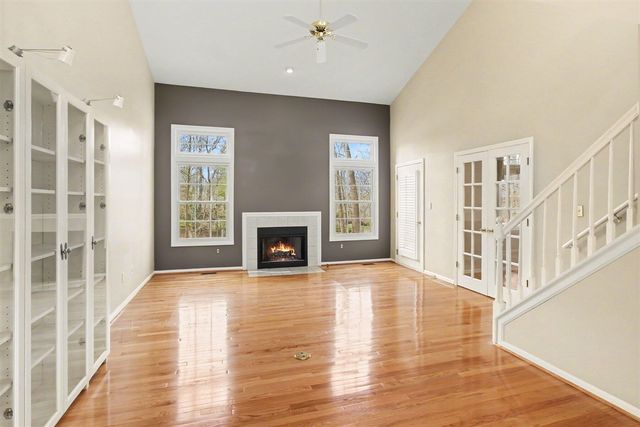 306 Pineknoll Court, Brighton, MI 48116