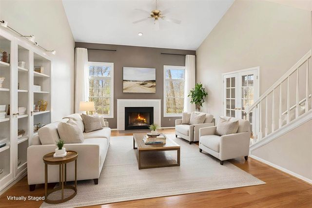 306 Pineknoll Court, Brighton, MI 48116