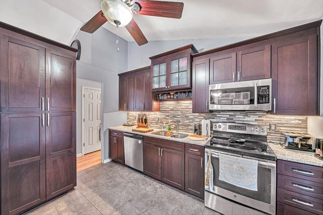 769 Lakeshore Terrace RD, Hardy, VA 24101