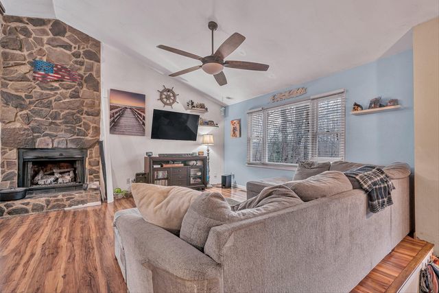 769 Lakeshore Terrace RD, Hardy, VA 24101