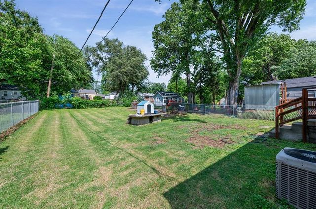 4448 Booth Street, Kansas City, KS 66103