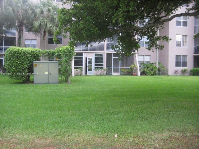 9460 Tangerine Pl 101, Davie, FL 33324