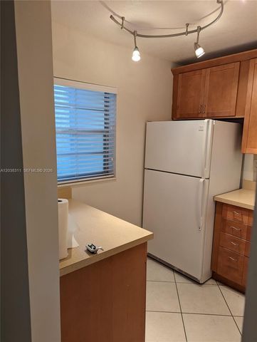 9460 Tangerine Pl 101, Davie, FL 33324