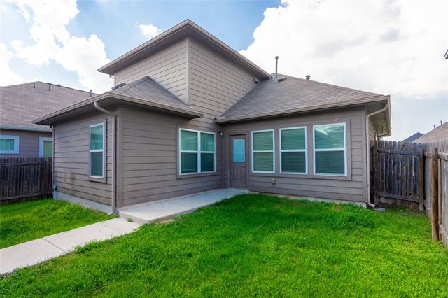 208 Timber Brook DR, Hutto, TX 78634