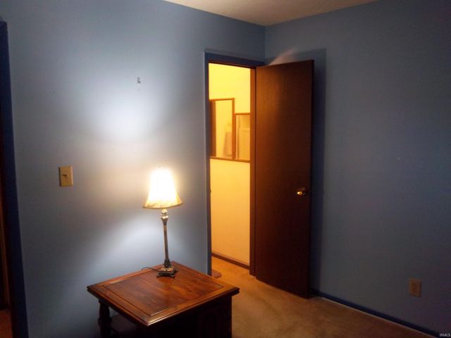 3805 W Indiana Creek Drive, Bloomington, IN 47403