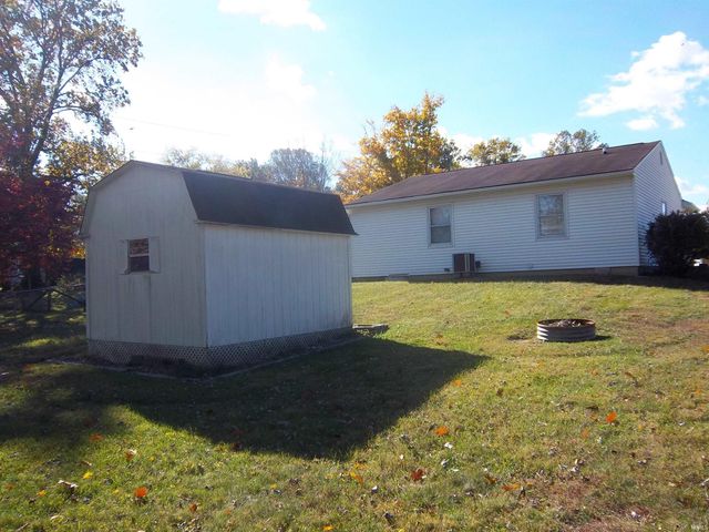 3805 W Indiana Creek Drive, Bloomington, IN 47403