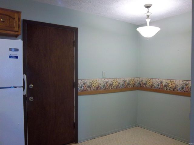 3805 W Indiana Creek Drive, Bloomington, IN 47403