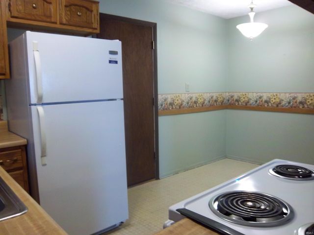 3805 W Indiana Creek Drive, Bloomington, IN 47403