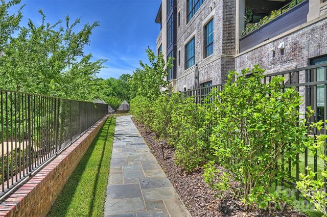 1170 Queens Road, Charlotte, NC 28207