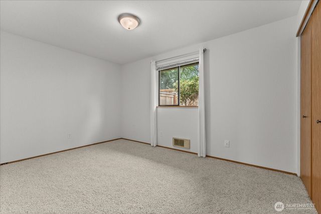 21653 SE 268th Street, Maple Valley, WA 98038