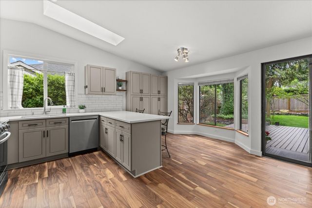 21653 SE 268th Street, Maple Valley, WA 98038