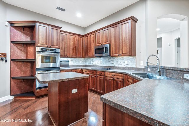 3746 CARDINAL OAKS Circle, Orange Park, FL 32065