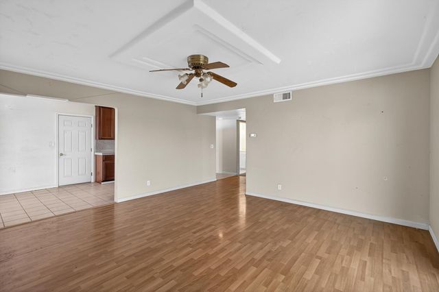 5609 San Juan Ave, Citrus Heights, CA 95610