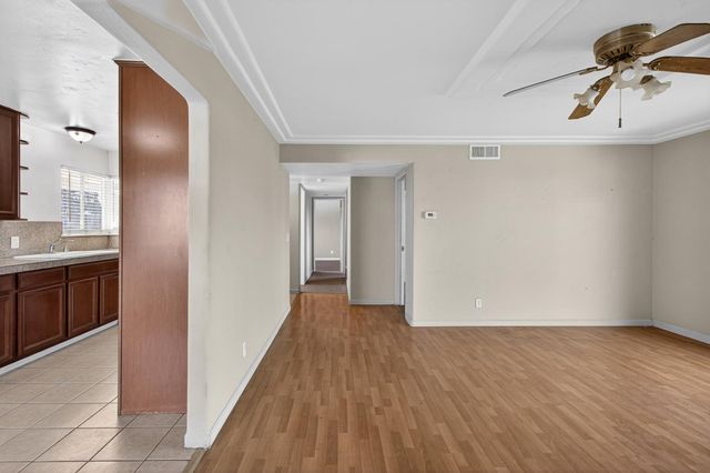 5609 San Juan Ave, Citrus Heights, CA 95610